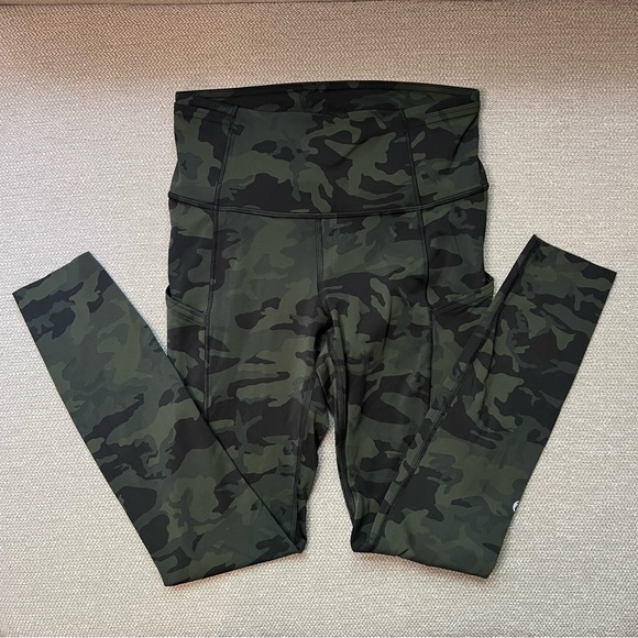 lululemon fast and free tight - green camo 4 - Picture 2 of 3